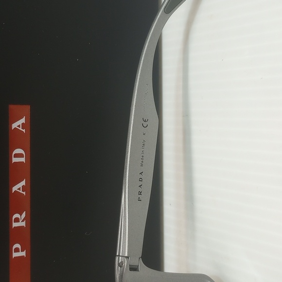 Prada men sunglasses sps 09U grey made in Italy - Picture 5 of 7